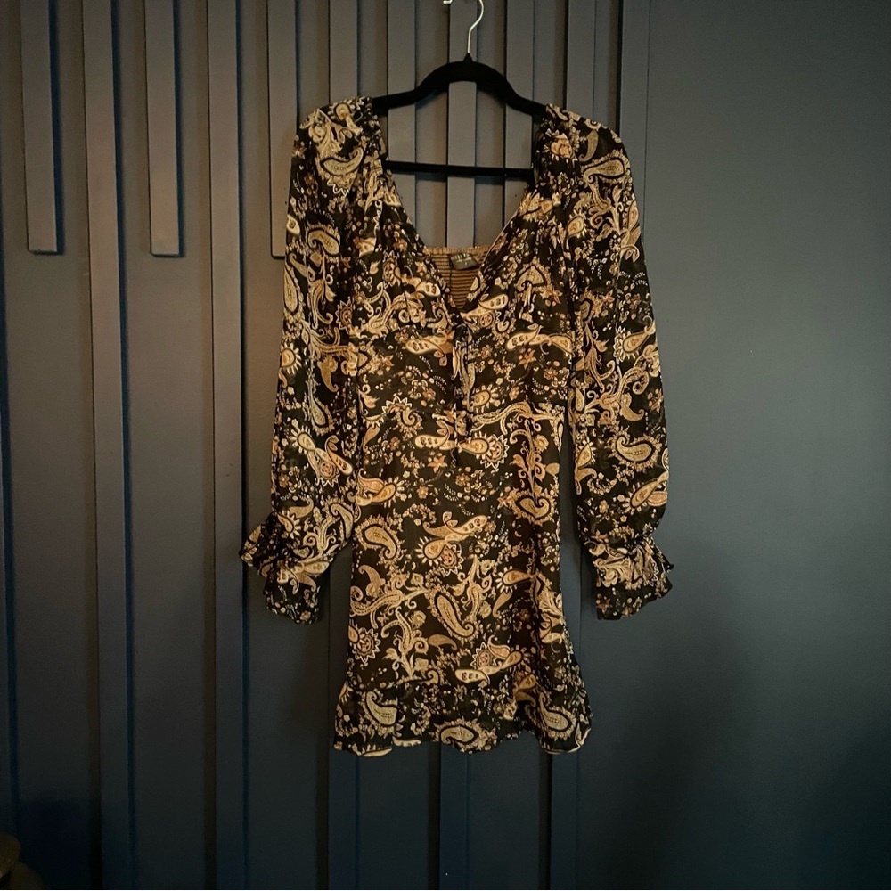 Dress Forum Black & Cream Paisley Long Sleeve Mini Dress